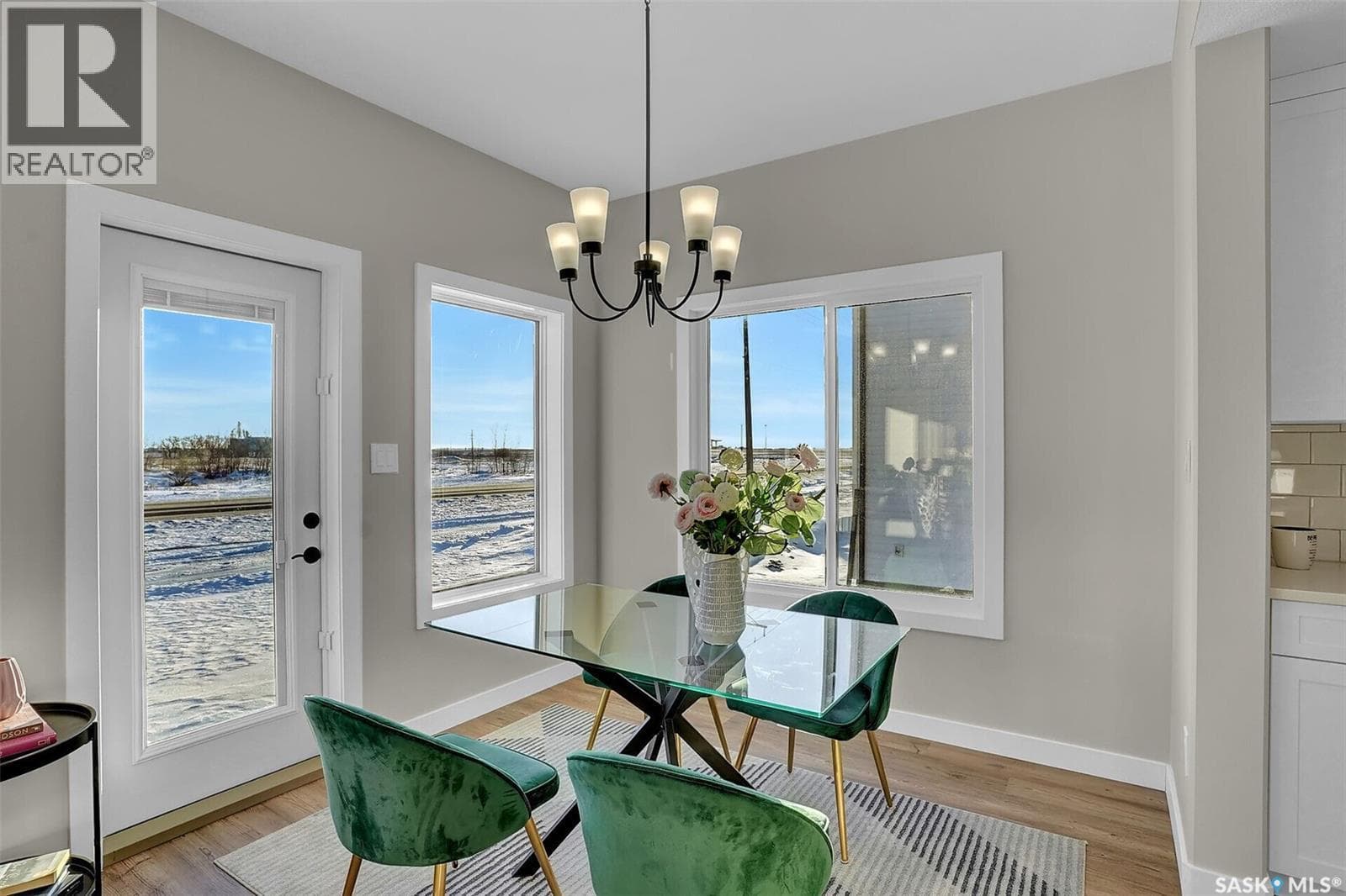 246 Kostiuk CRESCENT photo 9