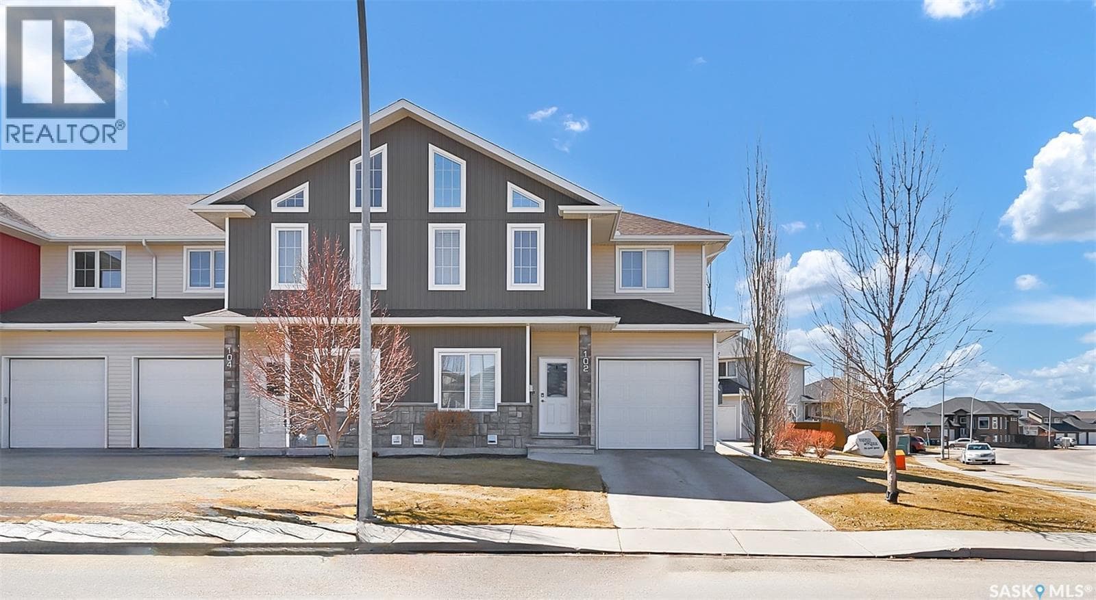 102 Atton CRESCENT photo 3