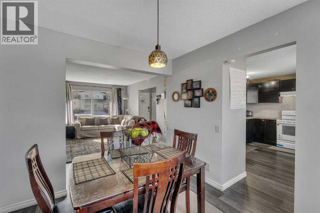 354 Aboyne Place NE photo 9