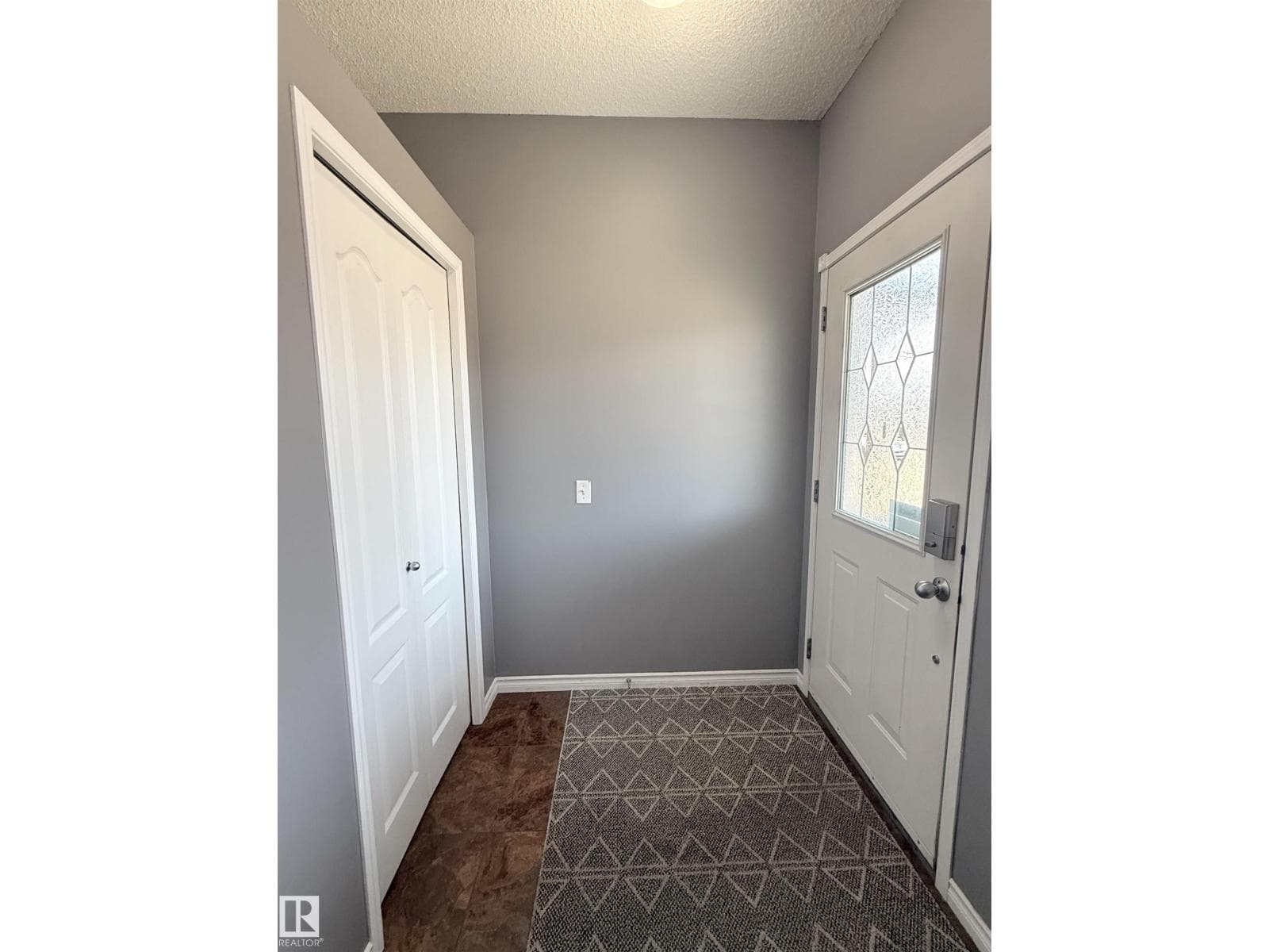 73 BIRCHMONT DR photo 4