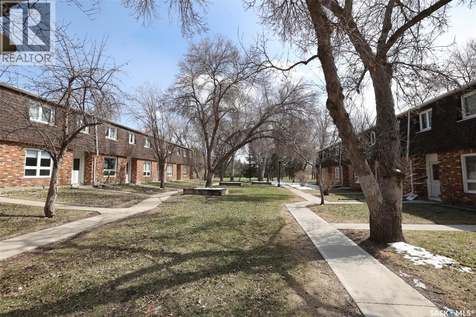 51 Spruceview ROAD photo 2
