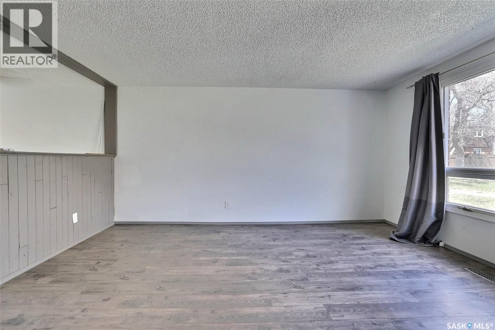 51 Spruceview ROAD photo 4