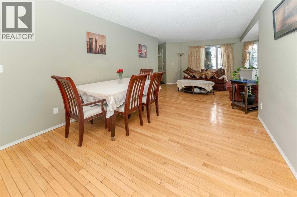 63 Hawkmount Green NW photo 5
