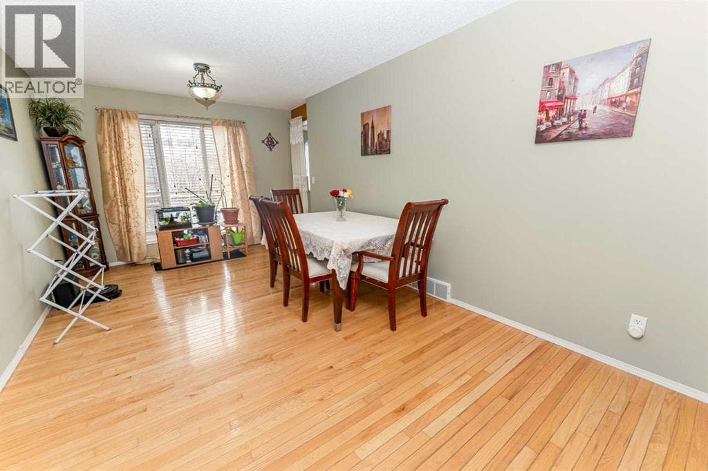 63 Hawkmount Green NW photo 9