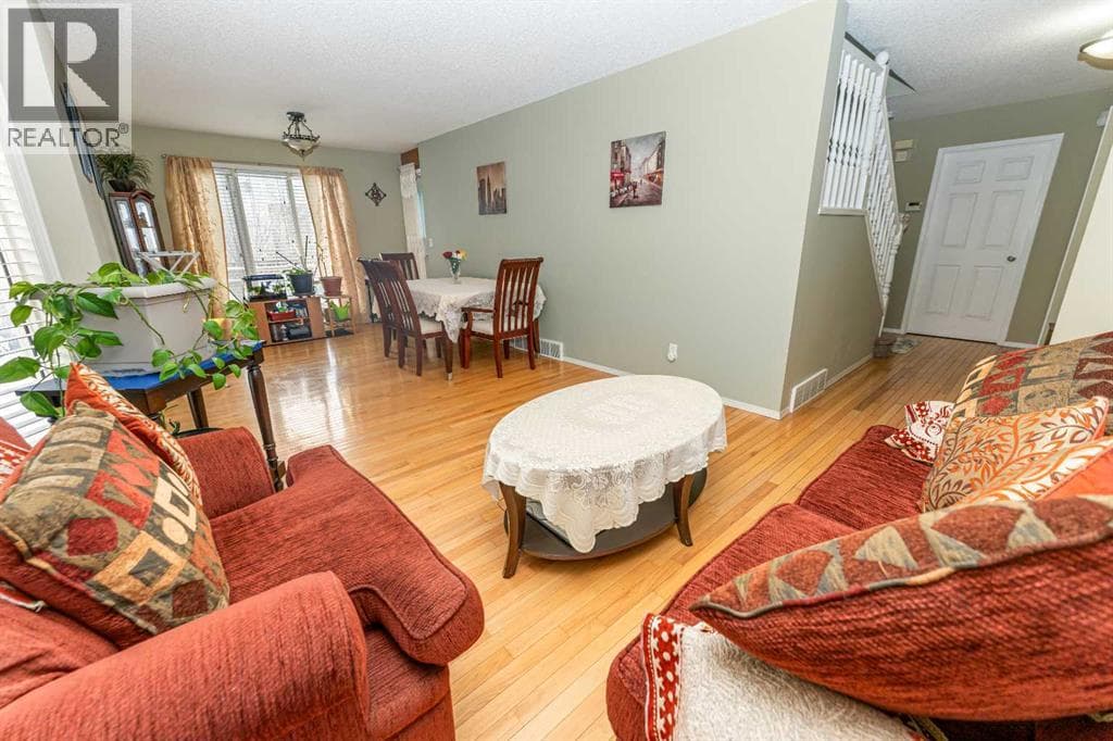 63 Hawkmount Green NW photo 6