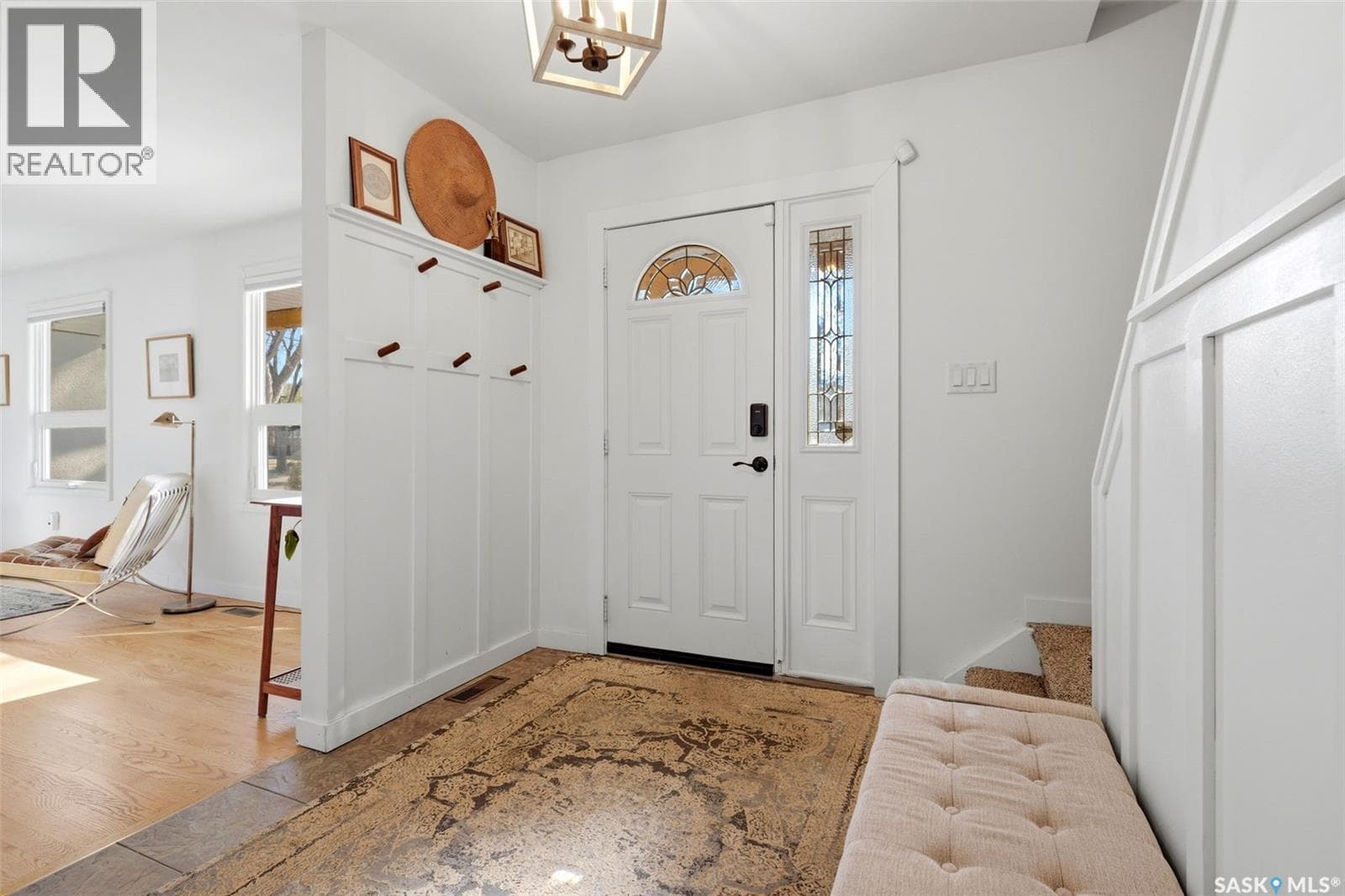 89 PATTERSON DRIVE photo 2
