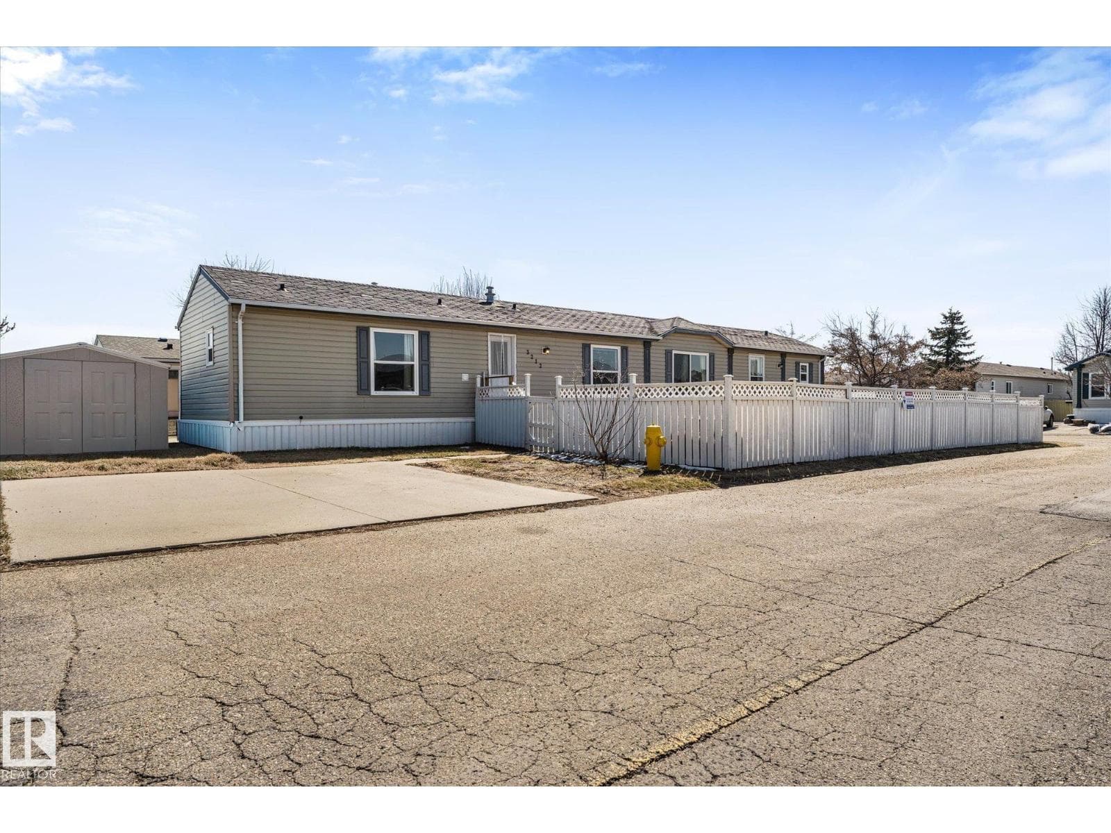 3212 Lakewood CL NW — photo 3