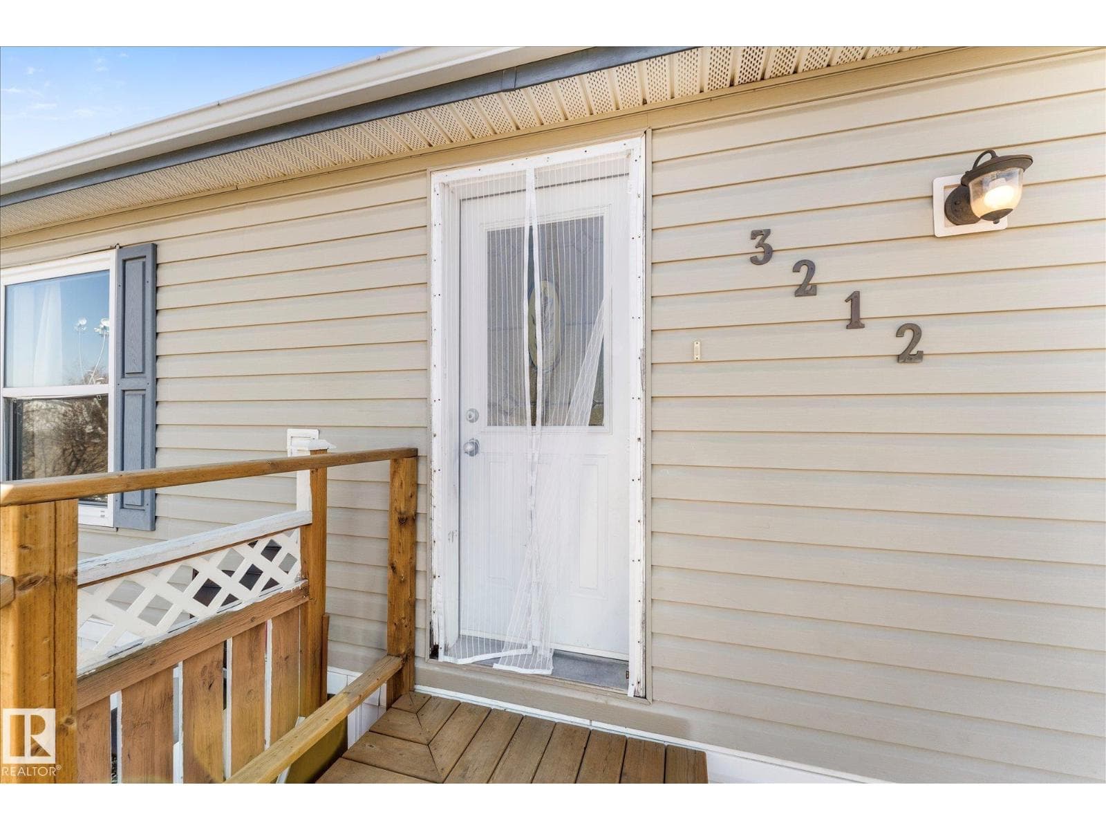 3212 Lakewood CL NW — photo 4