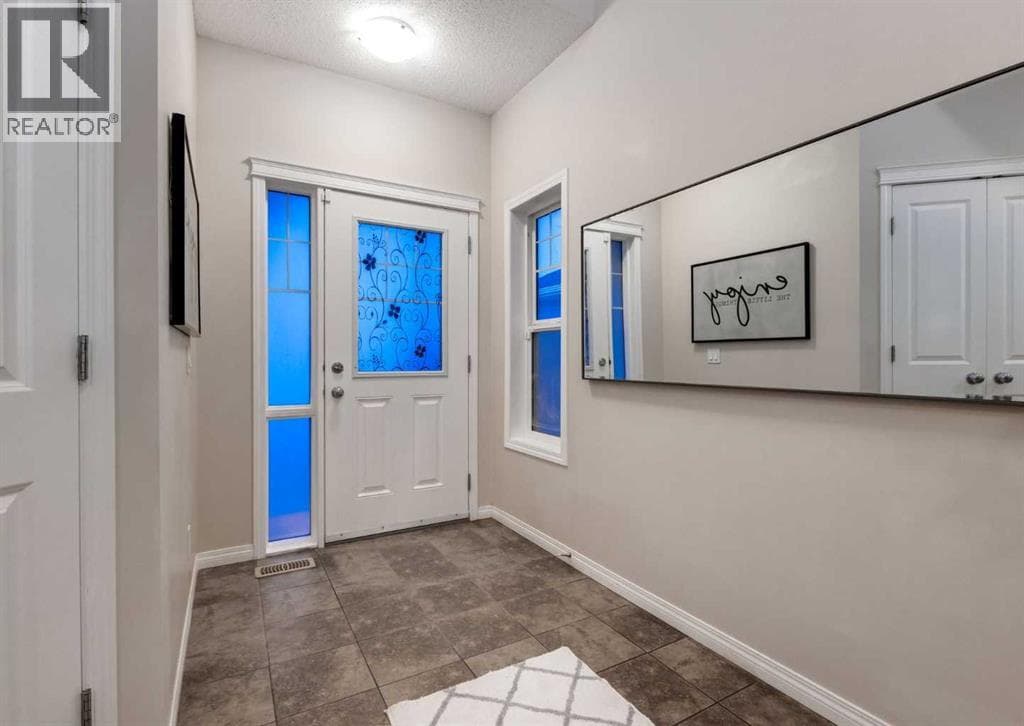63 Panton Way NW photo 3