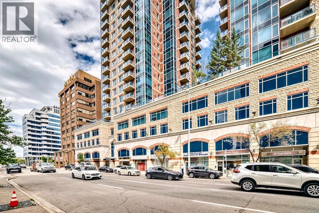 1 bed 1 bath single family at 701, 920 5 Avenue SW — $284,000