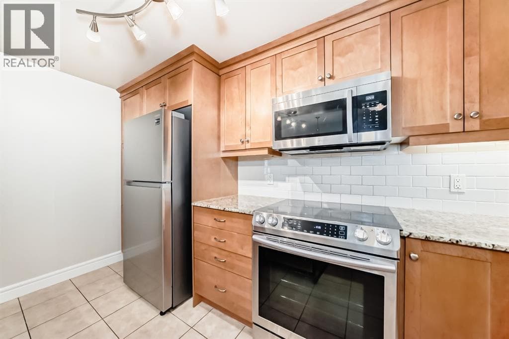 701, 920 5 Avenue SW photo 8