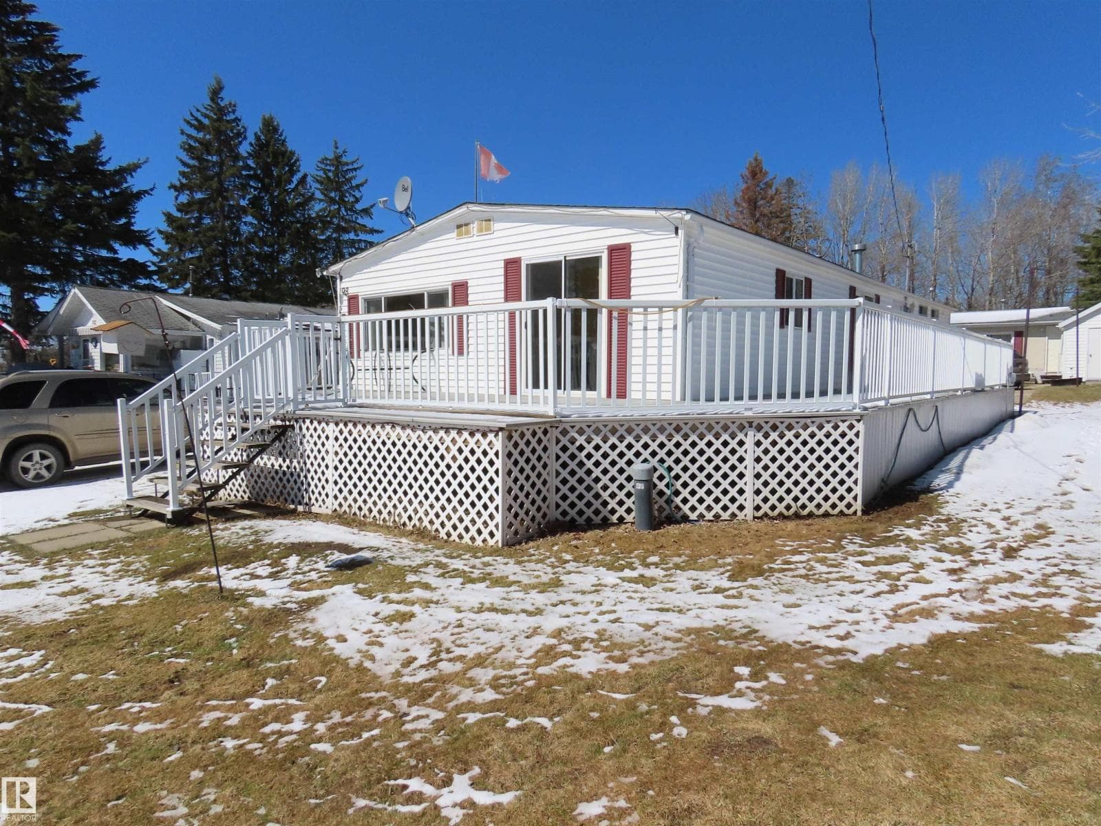 3 bed 2 bath single family at 98 Lakeview DR — $239,900