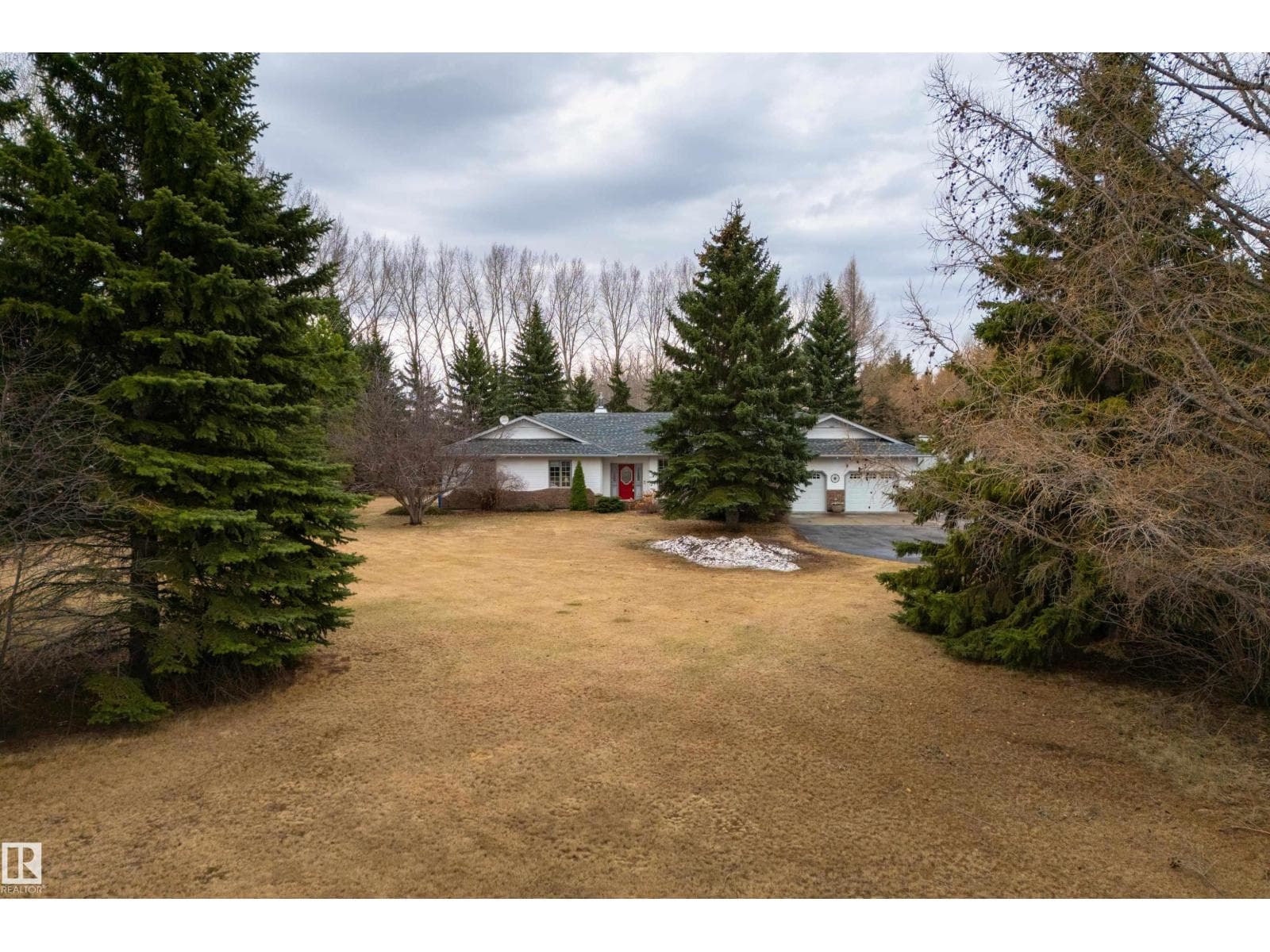 4 bed 4 bath single family at 27113 TWP RD 522 — $1,300,000