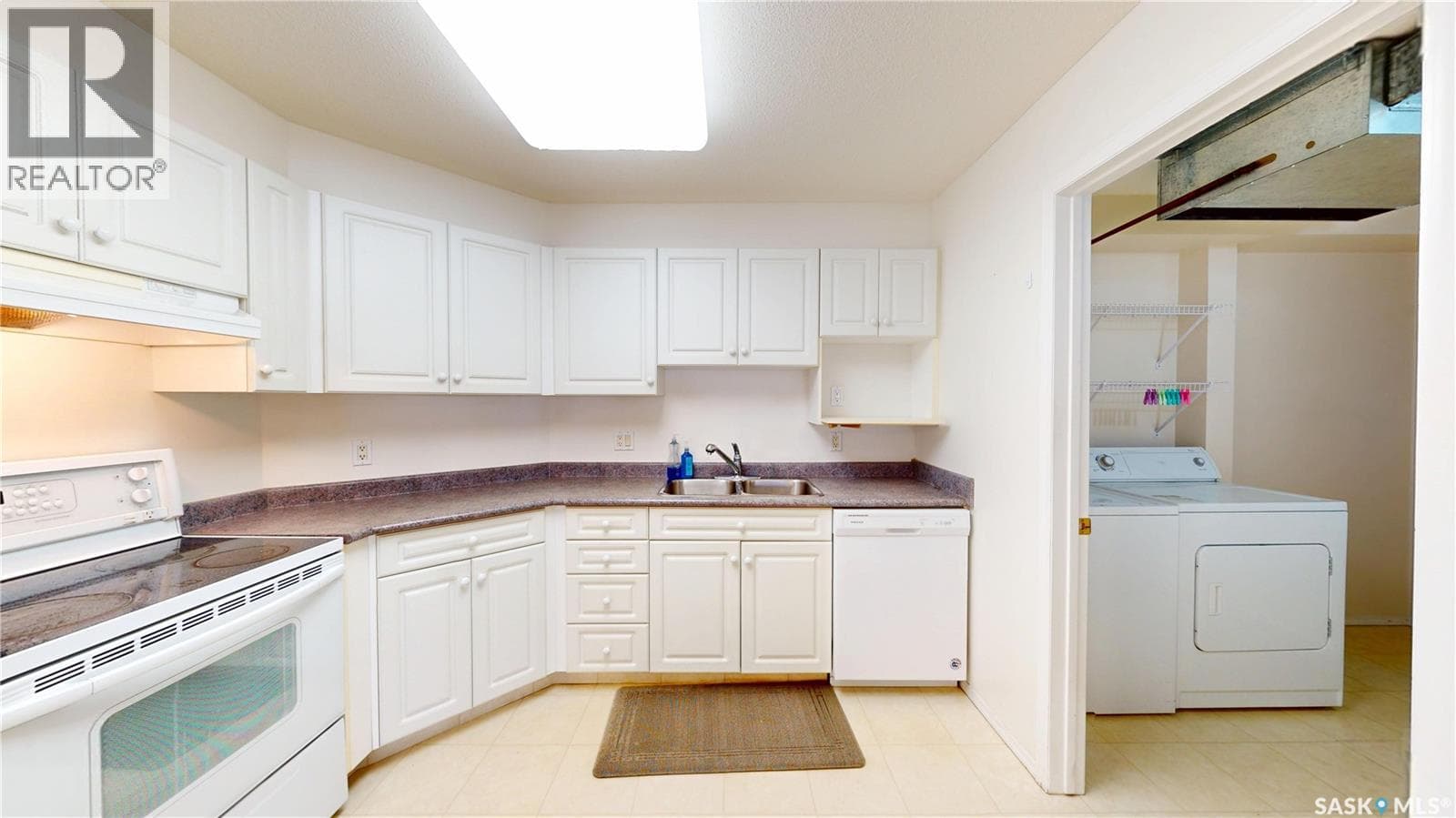 107 435 Main STREET — photo 5