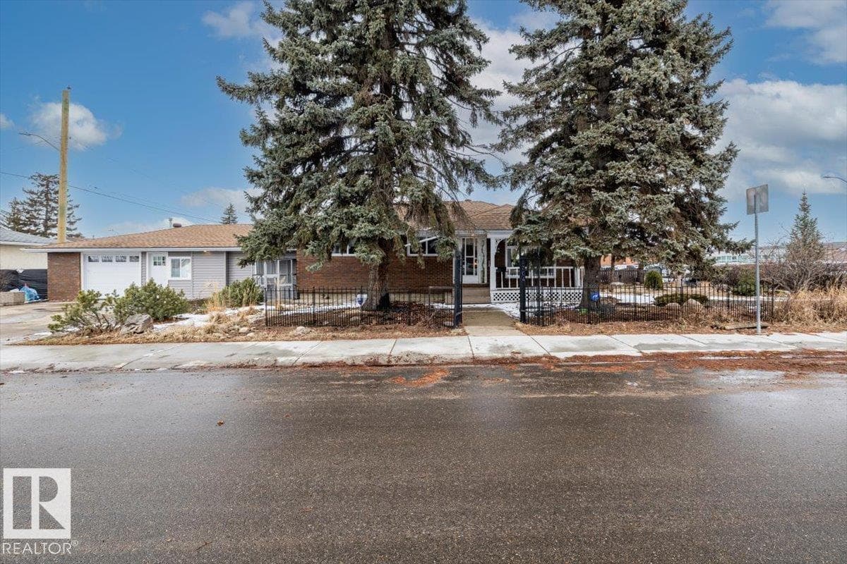 9304 128A AV NW
