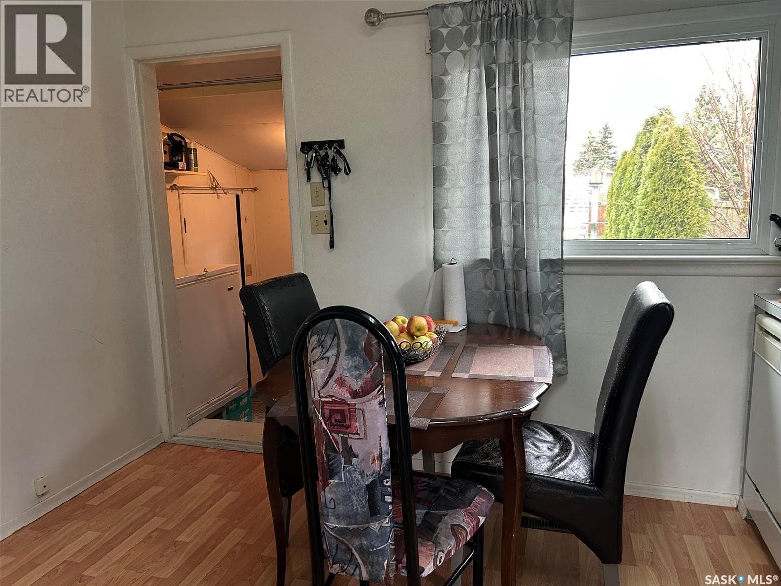 316 4th AVENUE W photo 3