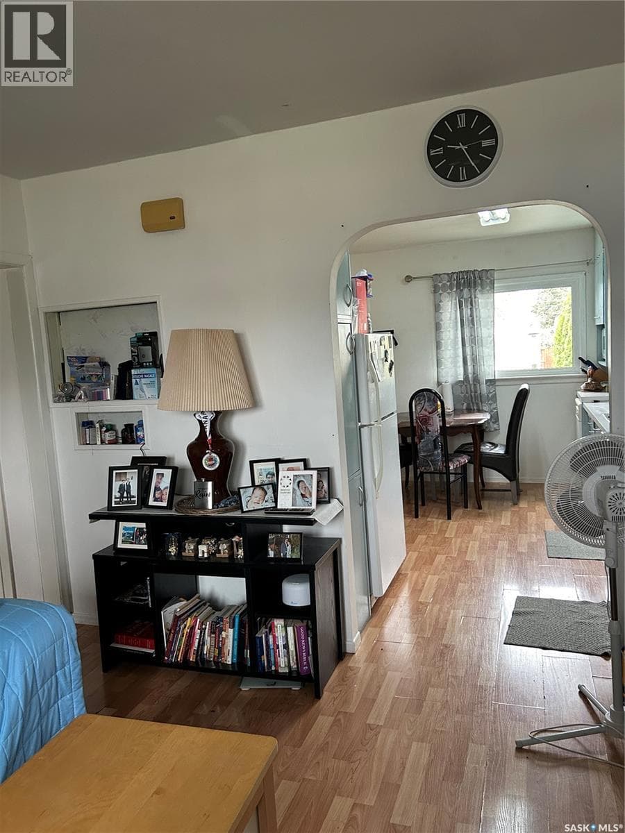 316 4th AVENUE W photo 6