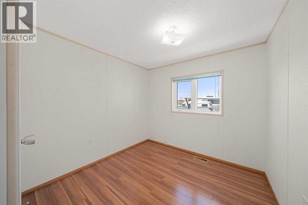 299, 99 Arbour Lake Road NW photo 11