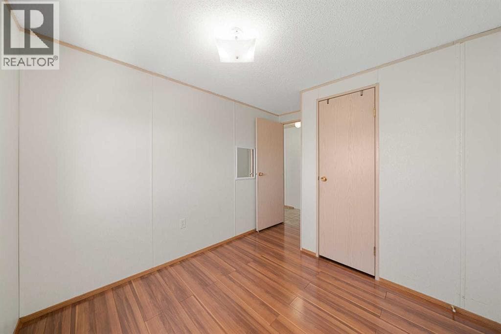 299, 99 Arbour Lake Road NW photo 12