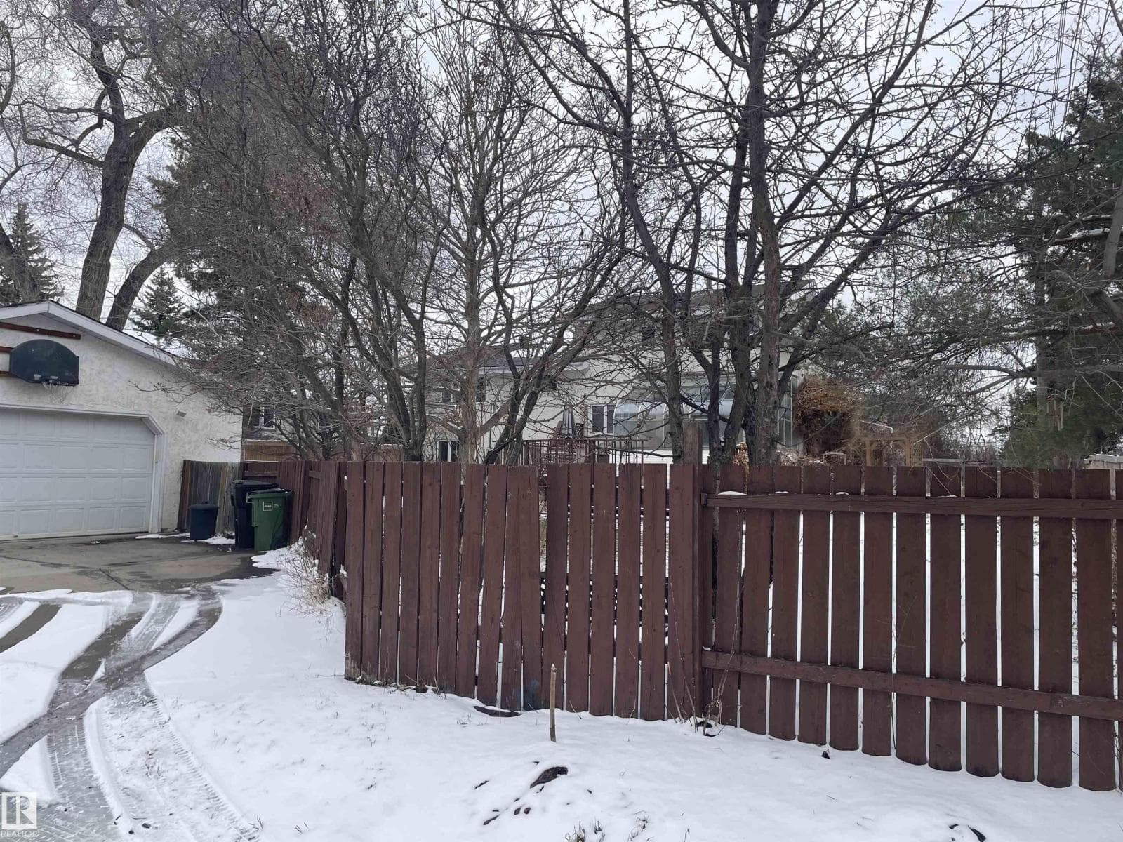 8812 146 ST NW photo 5