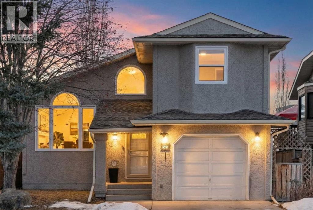 3 bed 3 bath single family at 51 Hunters Crescent — $628,000