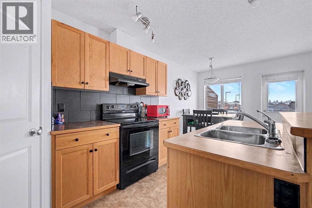 102, 800 Yankee Valley Boulevard SE photo 5