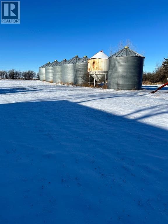 214015 TWP Rd 52 photo 4