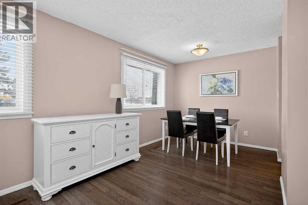 10304 Braeside Drive SW photo 8