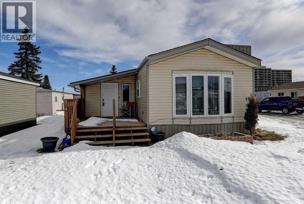 3 bed 1 bath single family at 23, 9531 98 Street — $79,900