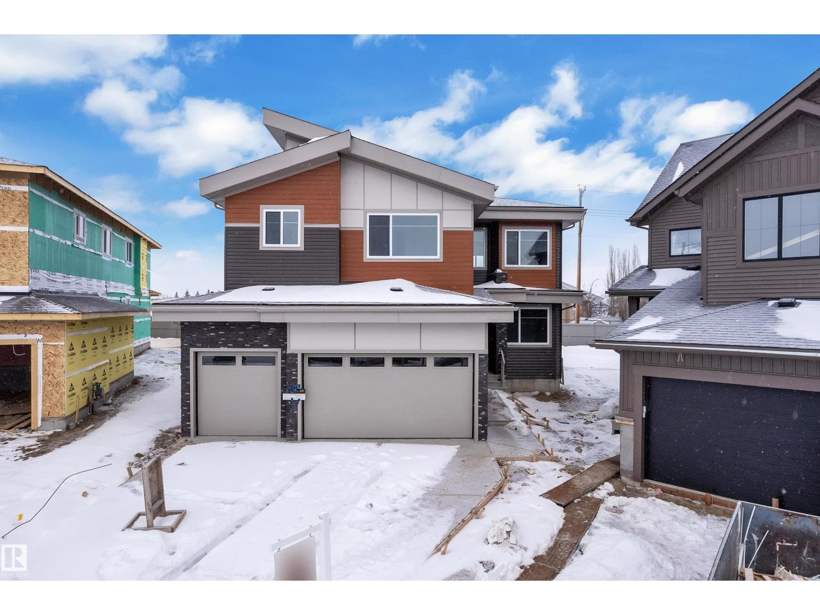 159 Graybriar Dr photo 2