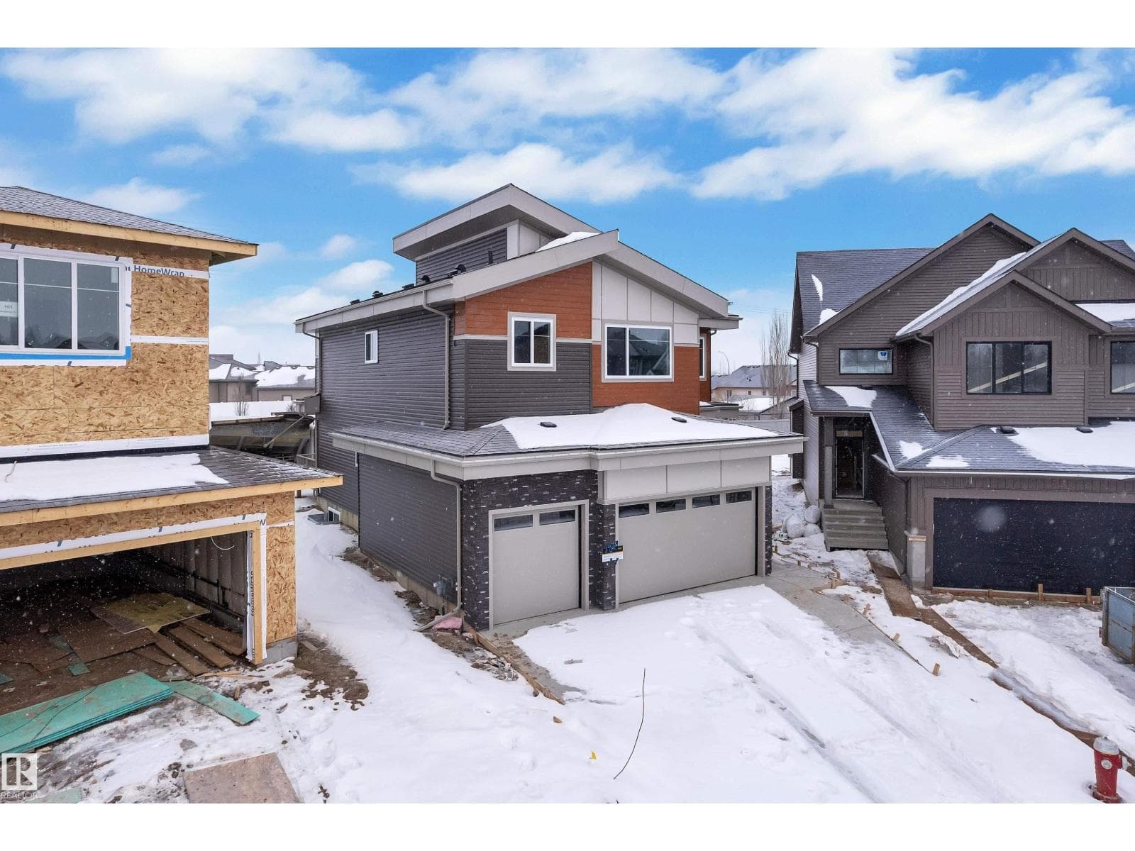 159 Graybriar Dr photo 3