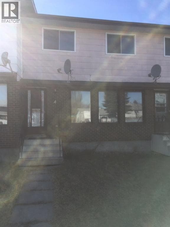 3 bed 2 bath single family at 4 Cochrane Road — $179,000