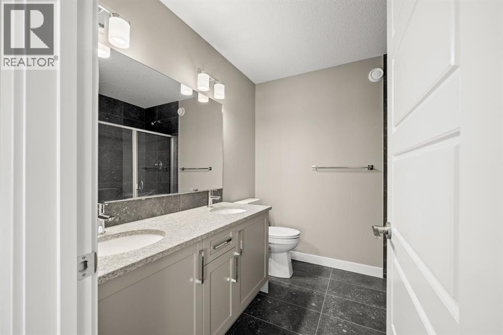 656 Sora Boulevard SE photo 8