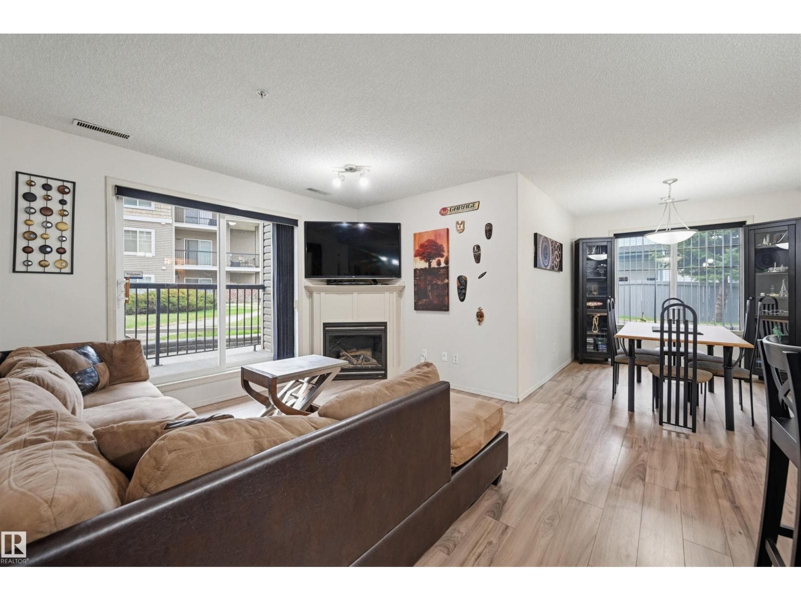 #121 17415 99 AV NW photo 3