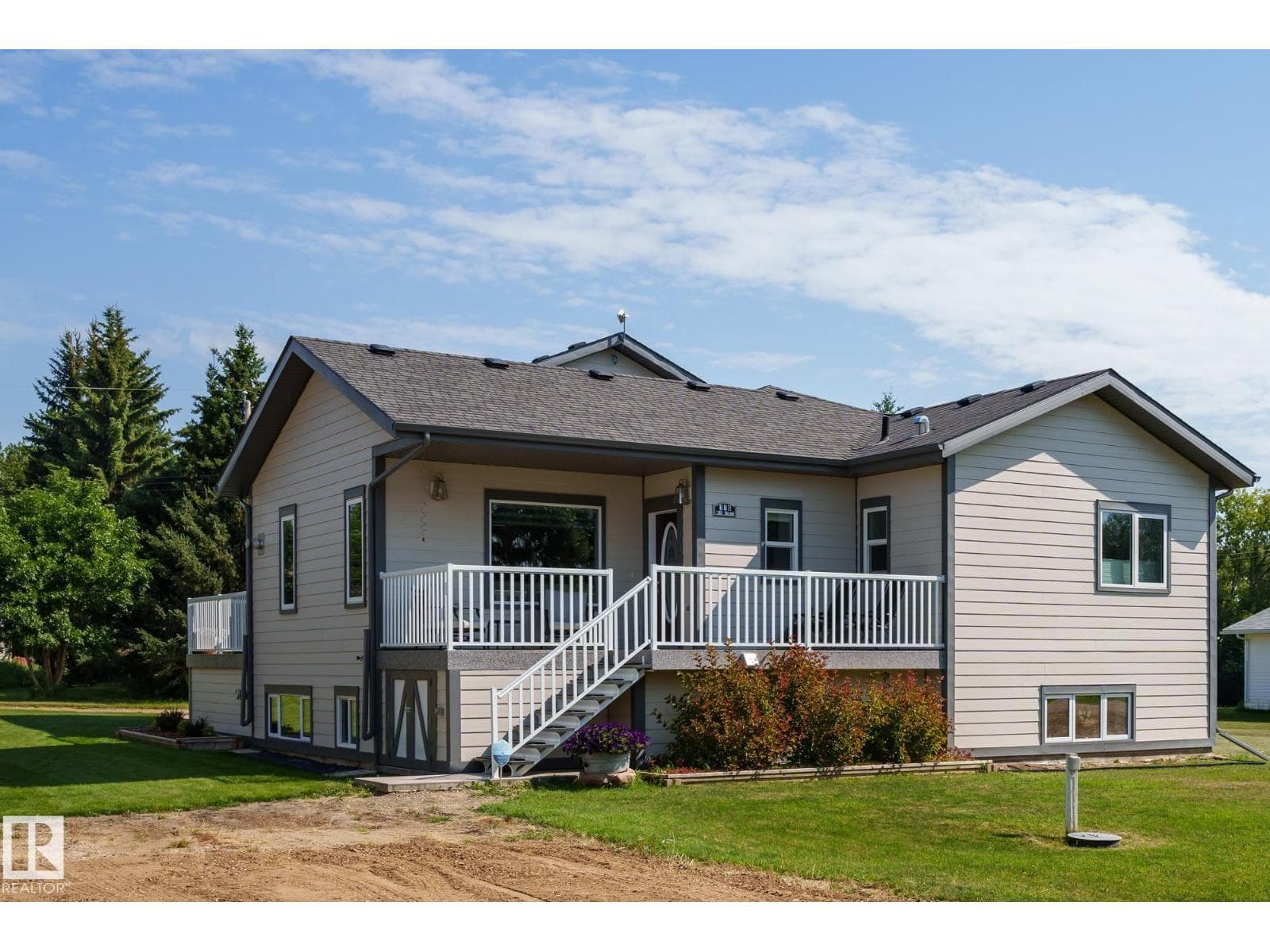 4 bed 3 bath single family at 116 Main ST — $629,900