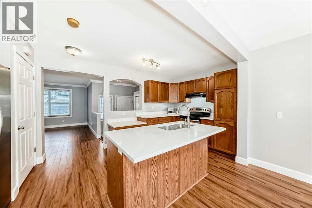31 Coventry Road NE photo 6