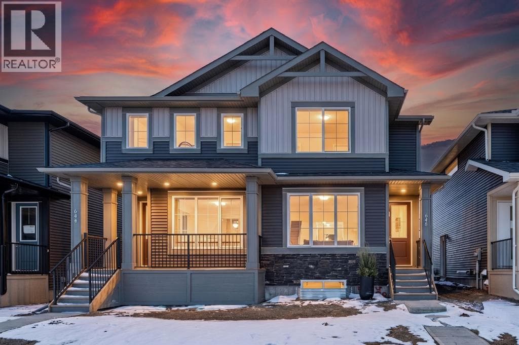 3 bed 3 bath single family at 648 Sora Boulevard SE — $539,900
