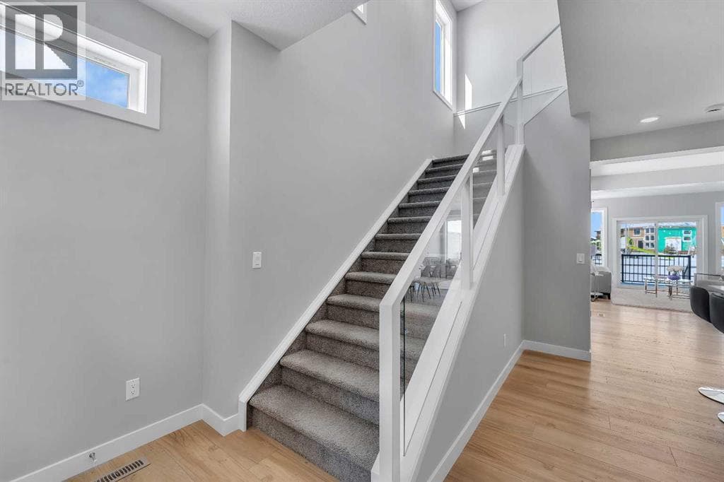 390 South Shore Drive photo 4