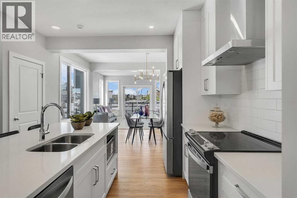 390 South Shore Drive photo 7