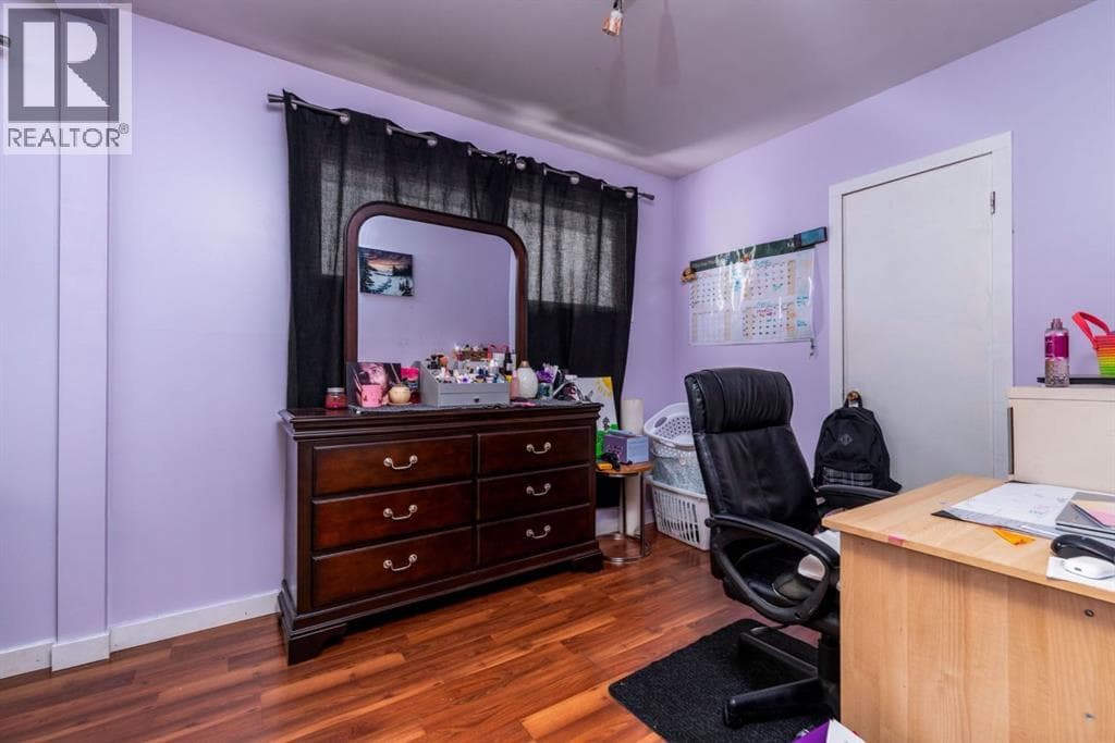4707 41 Street photo 11