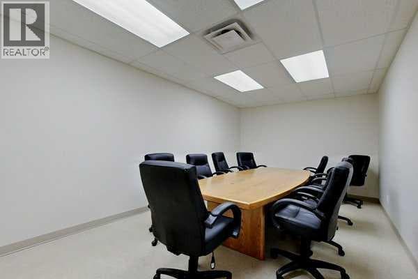 3, 8 GATEWAY Boulevard photo 10