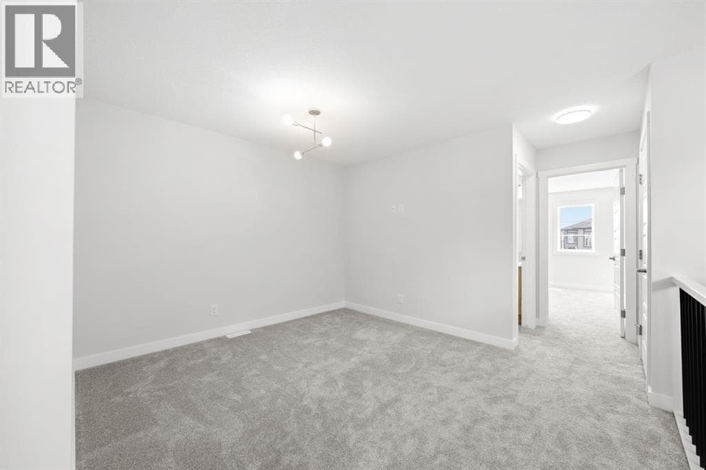 106 Sora Gardens SE photo 7