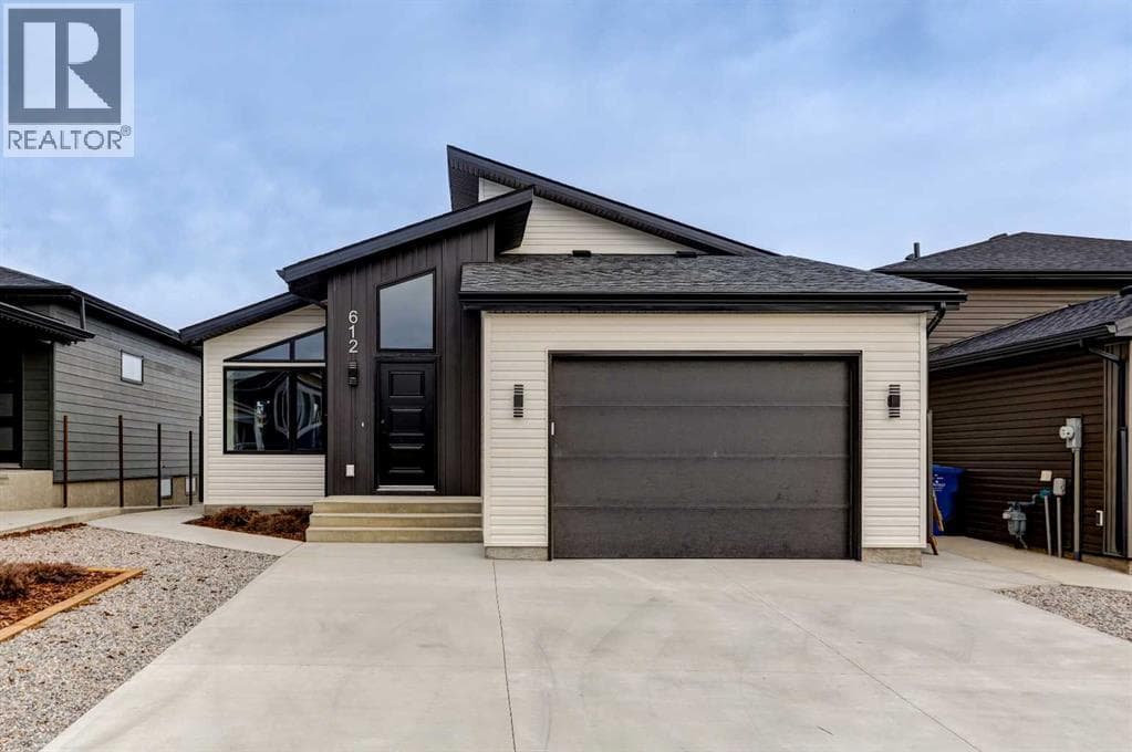 3 bed 3 bath single family at 612 Parkside Green — $584,000
