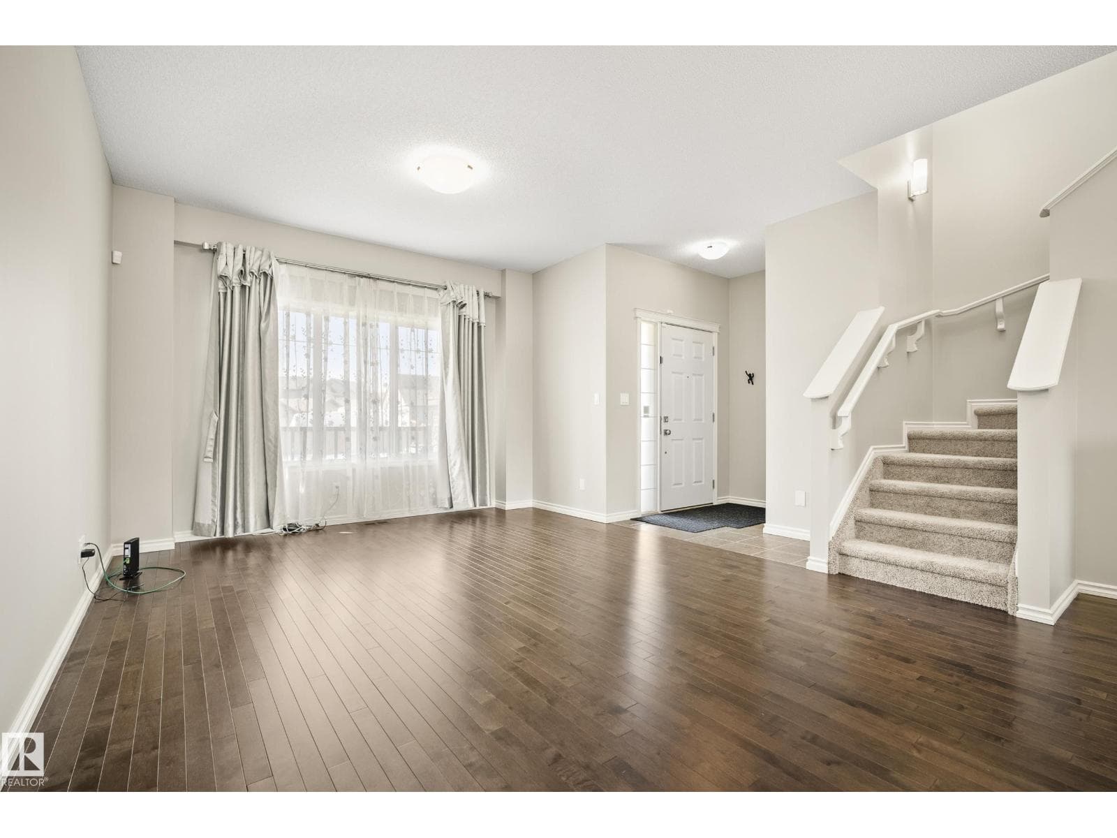 17625 60A ST NW photo 11
