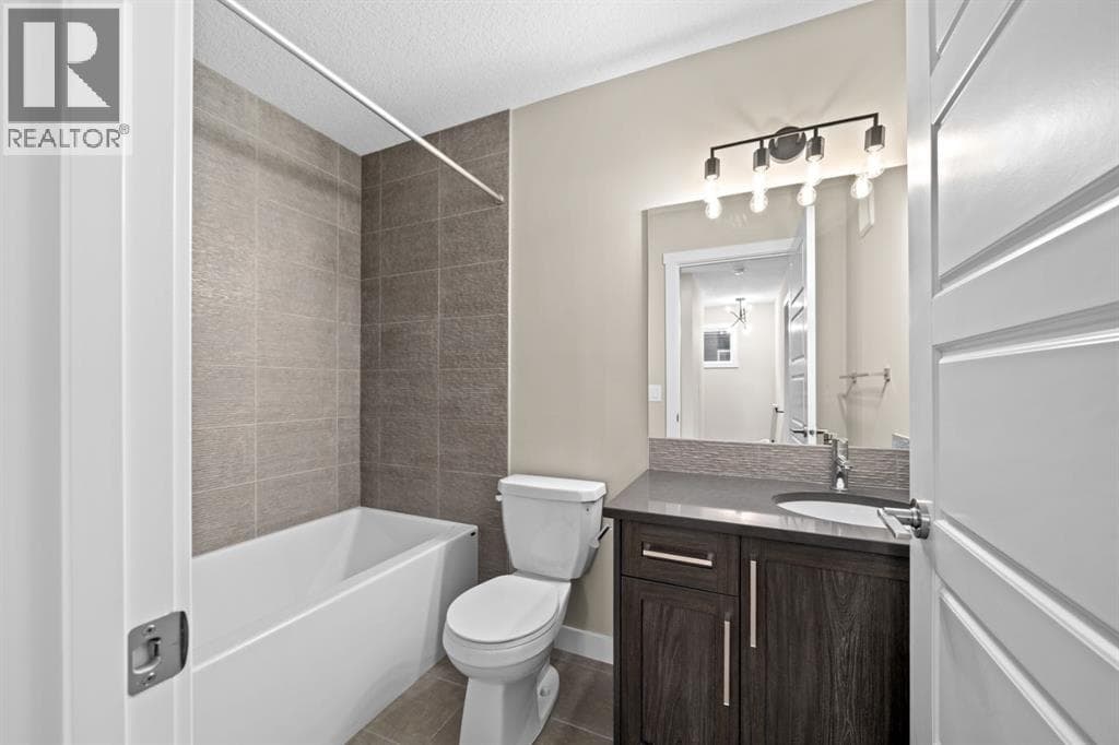 376 Sora Boulevard SE photo 9