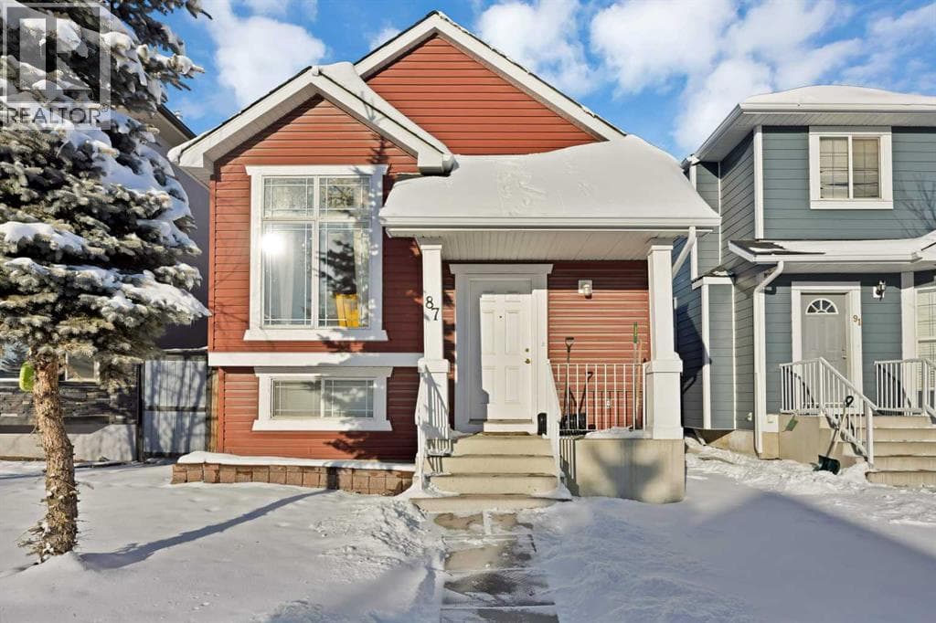 87 Taralea Gardens NE photo 9