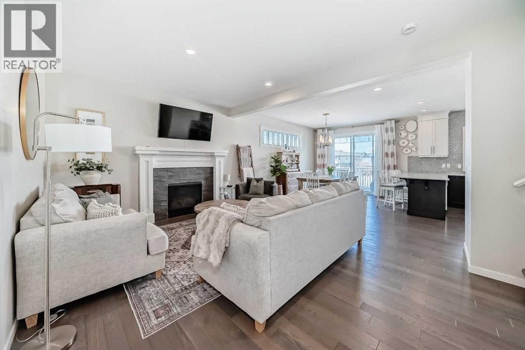 35 Walden Mount SE photo 8