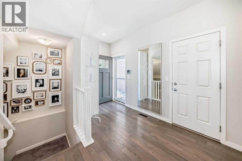 35 Walden Mount SE photo 6