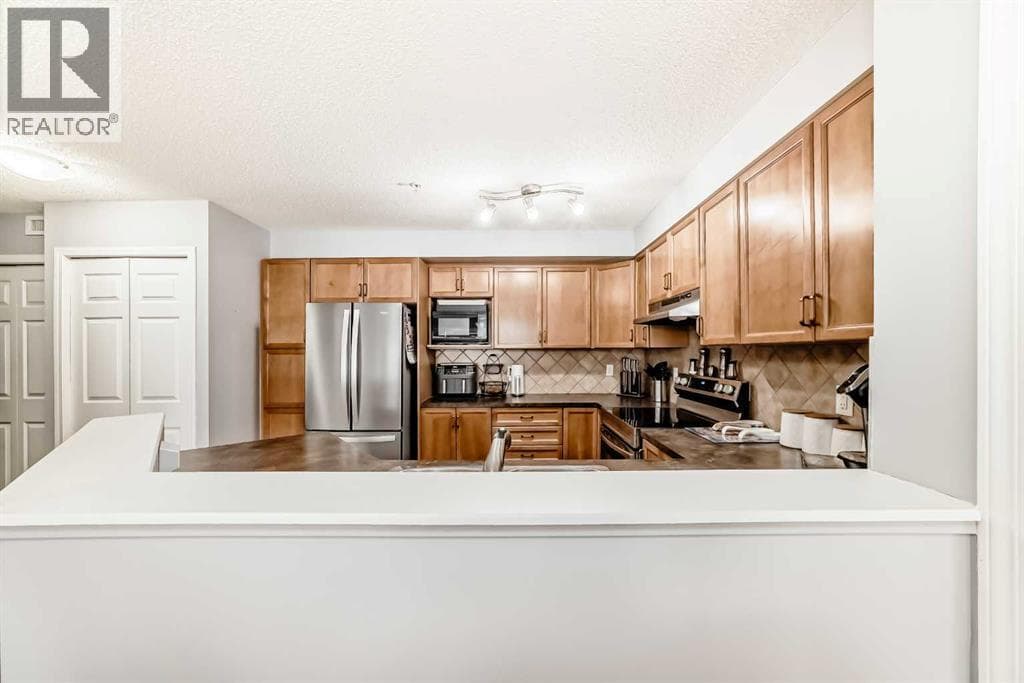 2215, 5200 44 Avenue NE photo 9