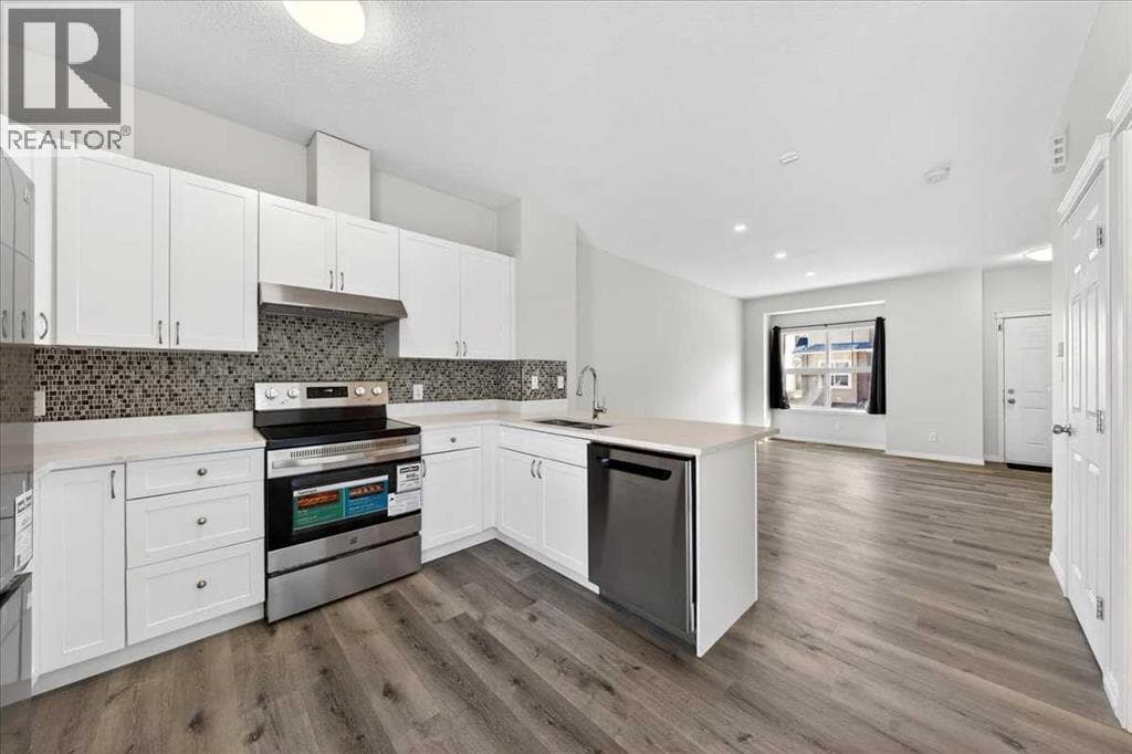 3502, 111 Tarawood Lane NE photo 7